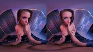 Underworld's Sata Jones gets throat-fucked by immortal vampire Selene's insatiable ass🍑 craving