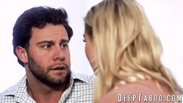 Blonde Kenzie Anne enjoys a huge dick🌭 and gets a tasty creampie