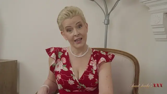 Aunt Judy's XXX - Your Horny Mature Step-Aunt Bobbi Shay Wants to Play Before Bed (POV)